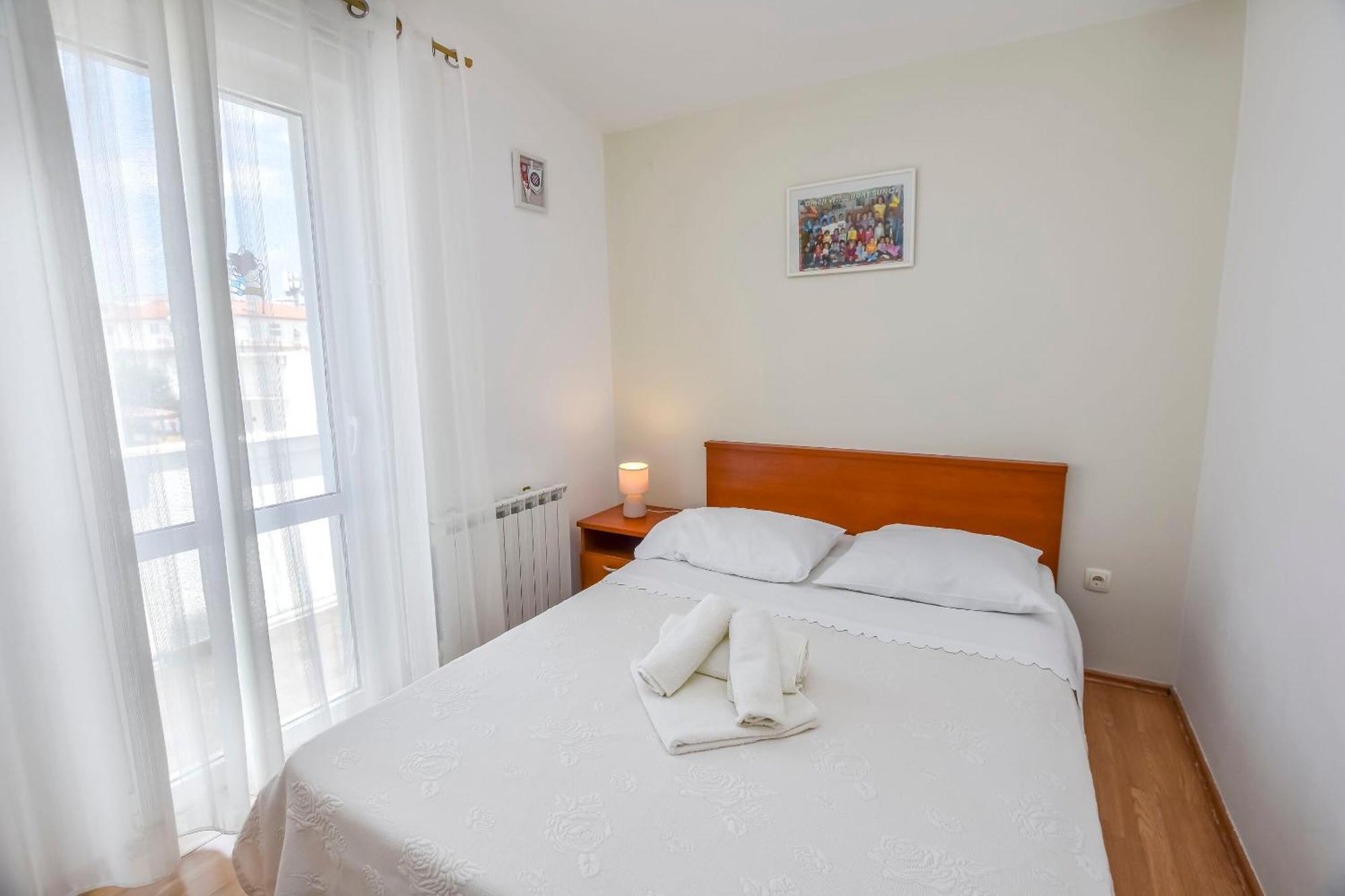 Apartments Jasna Primosten Exterior photo